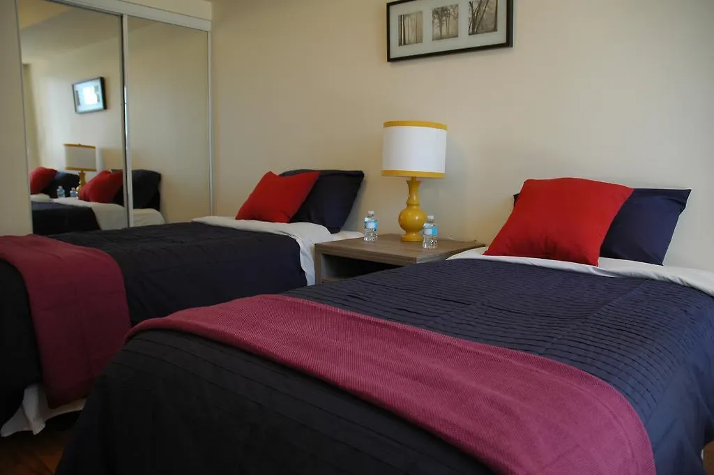 Livingsuites Toronto - 20 Blue Jays Way 아파트